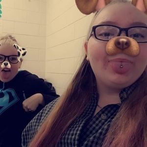 Meet your Posher, Kayla